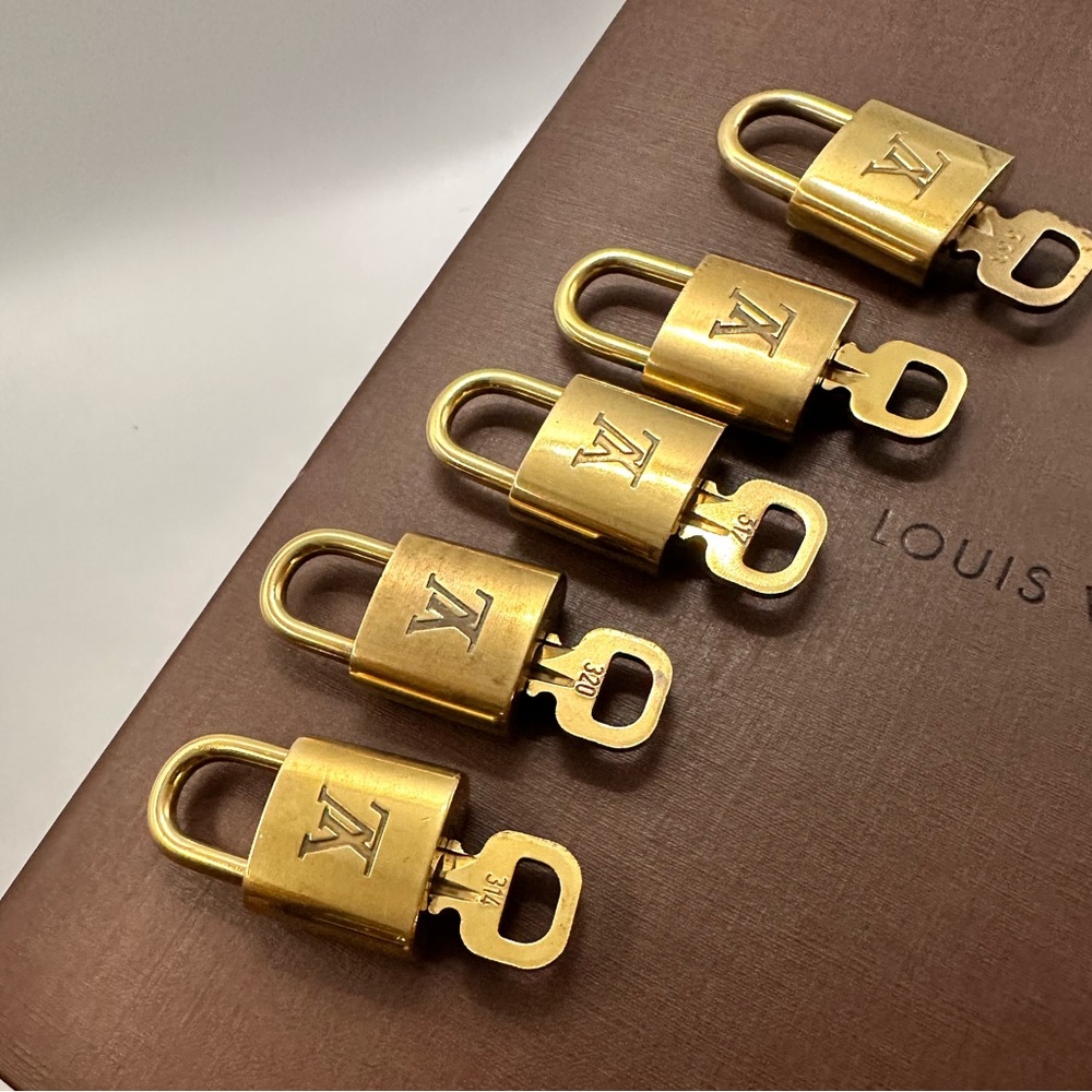 LV lock and keys #304, #314, #320 and #317